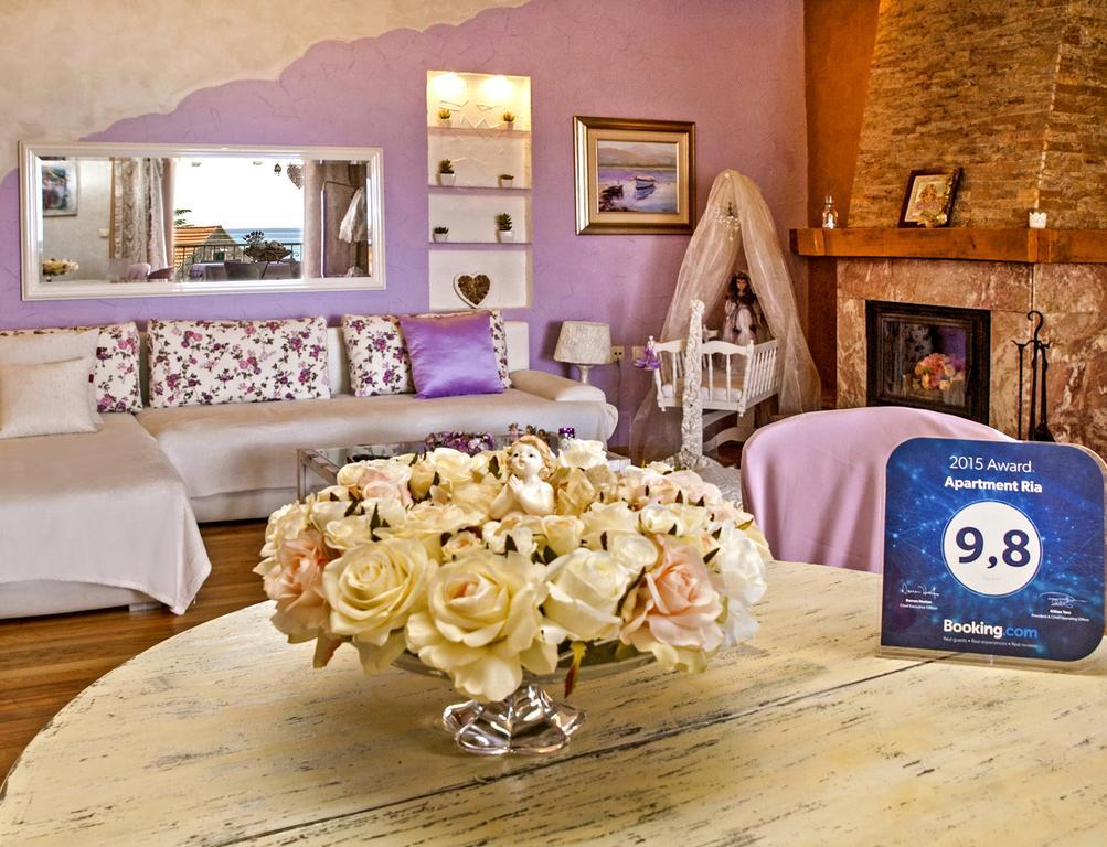 Villa Ria ドゥギ・ラット エクステリア 写真