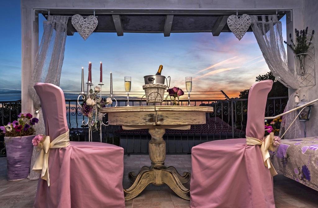 Villa Ria ドゥギ・ラット エクステリア 写真